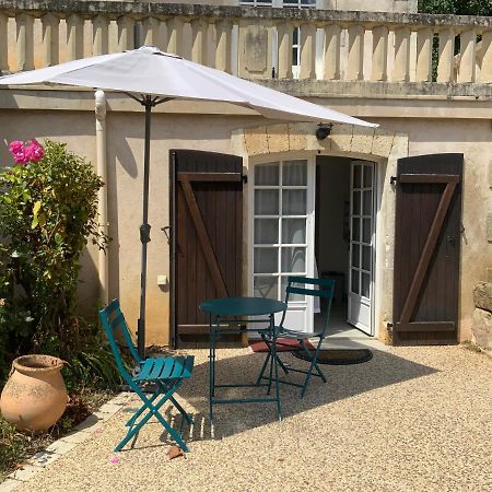 Le Picot Apartment Marcay  Exterior photo
